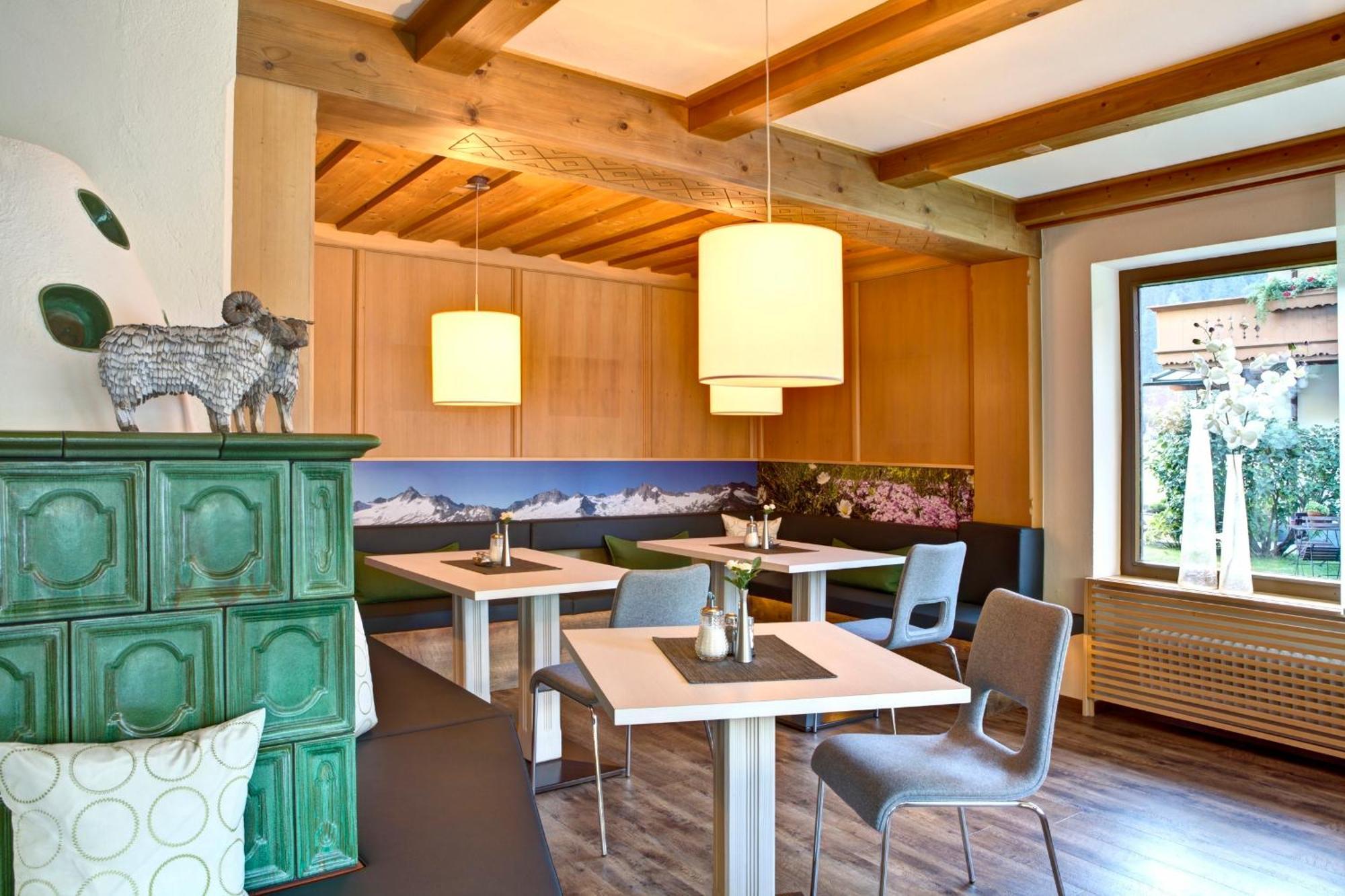 Gaestehaus Oblasser Mayrhofen Ngoại thất bức ảnh