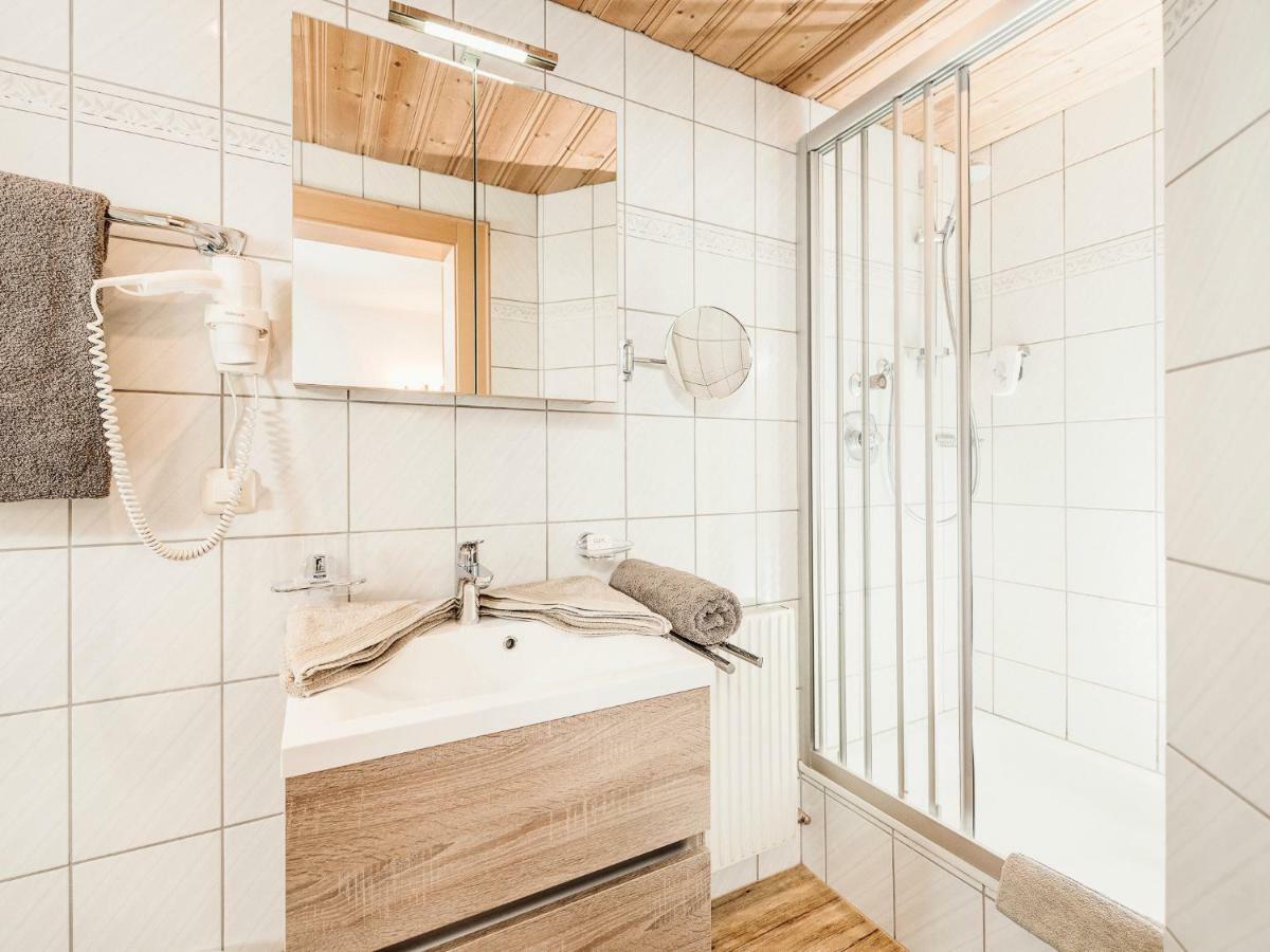 Gaestehaus Oblasser Mayrhofen Ngoại thất bức ảnh